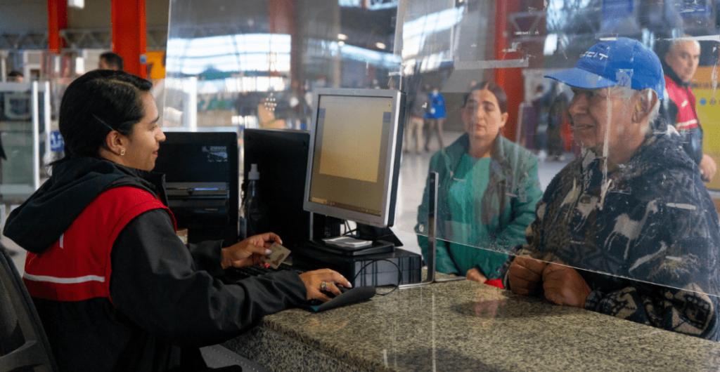 ¿hasta cuándo puede pagar el impuesto predial con descuento en Bogotá? Imagen de servicio de la Secretaría de Hacienda