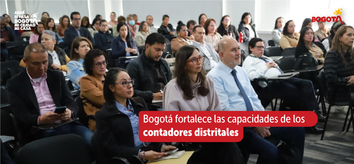 Imagen de personas en capacitación de IA